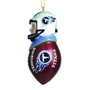  TENNESSEE TITANS TACKLER CHRISTMAS ORNAMENTS (4): Sports 