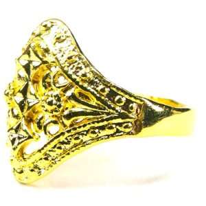   18k Gold Color Cocktail Ring, Size 8.5: LLC Price Groove: Jewelry
