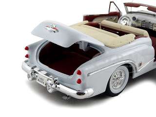 1953 BUICK SKYLARK WHITE 1:32 DIECAST MODEL CAR  