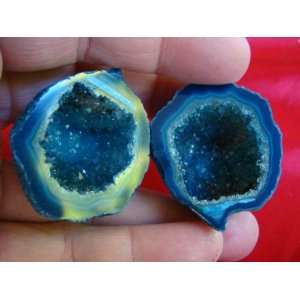  S8804 Blue Agate Geode Match Couple Sparkling 