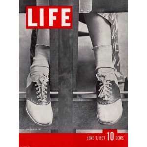  Saddle Shoes by Alfred Eisenstaedt. Size 8.00 X 10.00 Art 