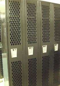 Steel Free Standing Single Tier 4 Section Storage Lockers  