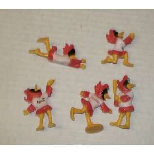 Red Robin Restaurant Set of 5 Pvc Baseball Figures