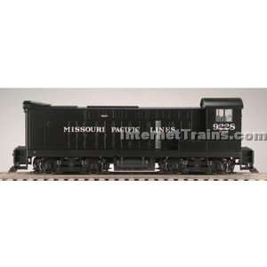   12 Phase I Powered   Missouri Pacific #9228 (black) Toys & Games