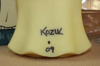   . Here is an upclose image of Mr. Koziks signature on the figure