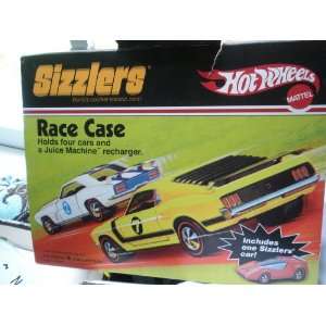    Sizzlers Hot Wheels Race Case with 1 Sizzler Car: Everything Else