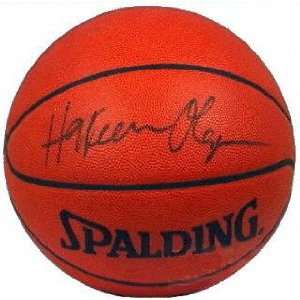 Hakeem Olajuwon Autographed Basketball:  Sports & Outdoors
