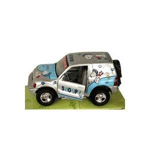    Peanuts Snoopy car   Snoopy Play Pull back Car Toy: Toys & Games