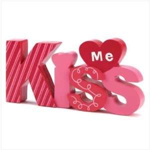  Kiss Me Decor: Home & Kitchen