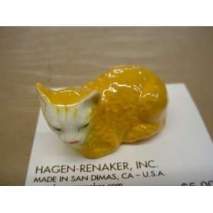 Hagen Renaker Sleepy Cat Figurine 