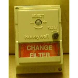  Clogged filter flag indicator honeywell S830A 1005