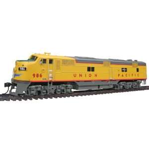  PROTO 2000 HO Scale Diesel EMD E7A Powered with Sound and 