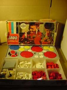 VINTAGE LEGO BUILDING TOY #005 DISCOVERY SET. NOT SURE IF THIS IS 