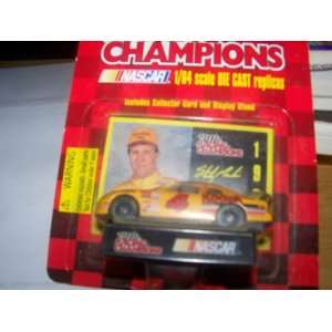  NASCAR Racing Champions 1997 Sterling Marlin: Toys & Games