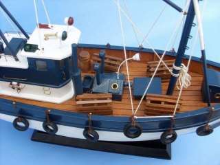 Fishful Thinking 19 Boat Model Fishing Replica Decor  