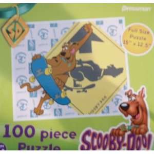  Scooby Doo Skateboarding 100 Piece Puzzle: Toys & Games