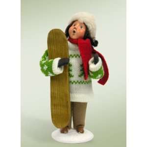  Byers Choice Carolers   Family with Skis and Snowboards   Girl 
