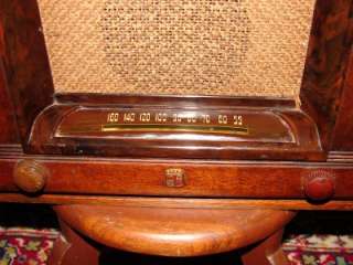   Wooden Wards Airline Tube Radio 171545 6D19 Made In U.S.A  
