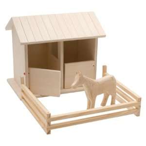  Horse Stable & Corral: Toys & Games