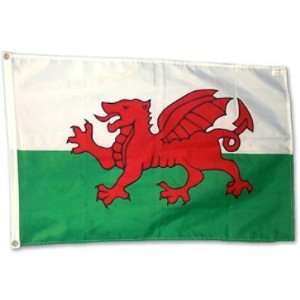  Welsh dragon flag approx 5 feet x 3 feet