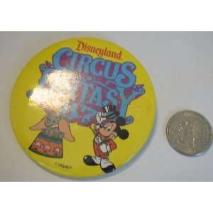  Vintage Disney Button  Mickey Mouse Circus Fantasy 1987 