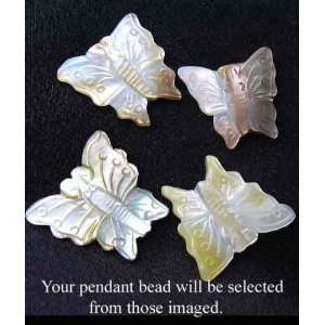  Carved MUSSEL Shell BUTTERFLY Pendant BEAD 8804D Arts 