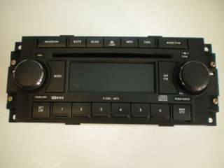   300 300C FACTORY OEM 6 DISC CD/ PLAYER/CHANGER RADIO STEREO  