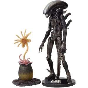  Alien Revoltech SciFi Super Poseable Action Figure #001 Alien 