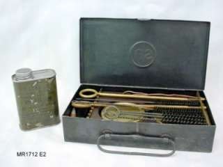 WWII US ARMY SQUAD GUN CLEANING KIT BRUSHES RODS OILER TOOLS FIELD 