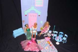   City Pretty Townhouse Talking House Furniture Dolls Clothes Lot  