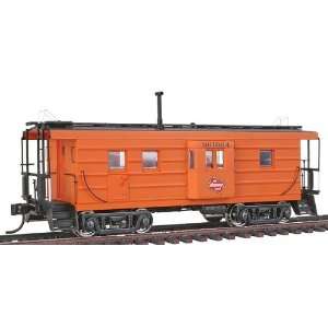   Side Caboose w/Oil Stove Ready to Run Milwaukee #991963: Toys & Games