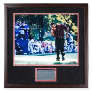  Tiger Woods   2000 PGA Championship   Framed Autographed 